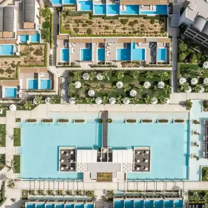 Avra Imperial