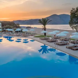 Pilot Beach Resort