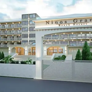Ninos Grand Hotel & Resort