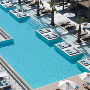 Oros Luxury Beach Resort