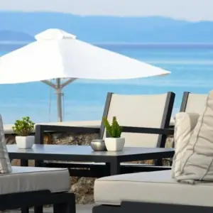 Ostria Sea Side