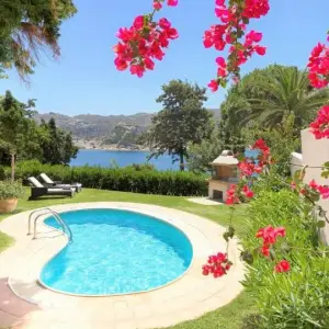 Out Of The Blue Resort & Spa