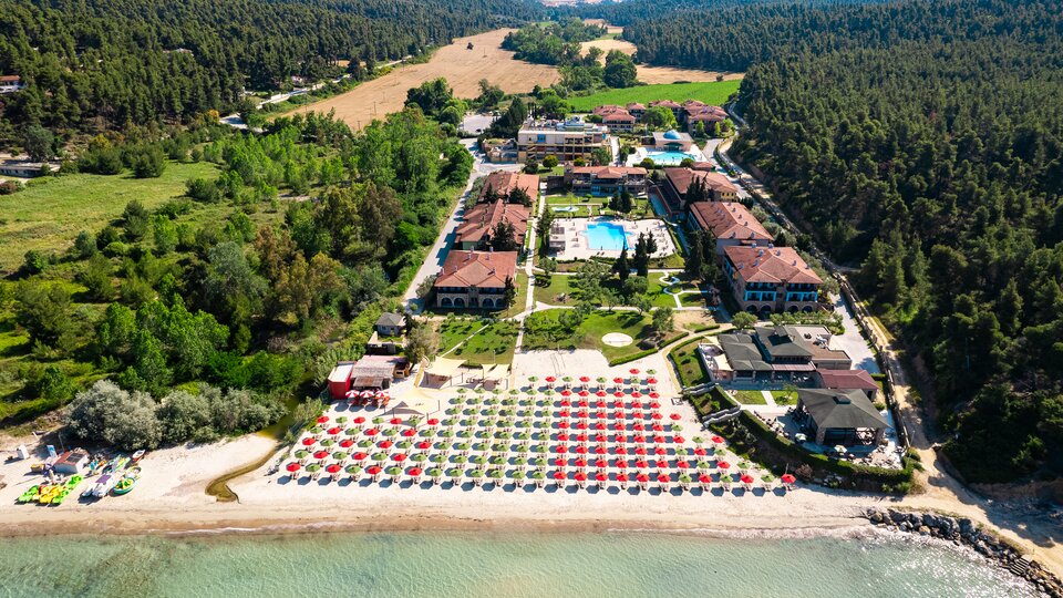 Simantro Resort