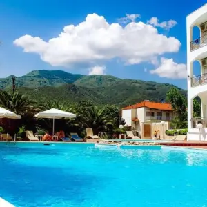 Stavros Beach