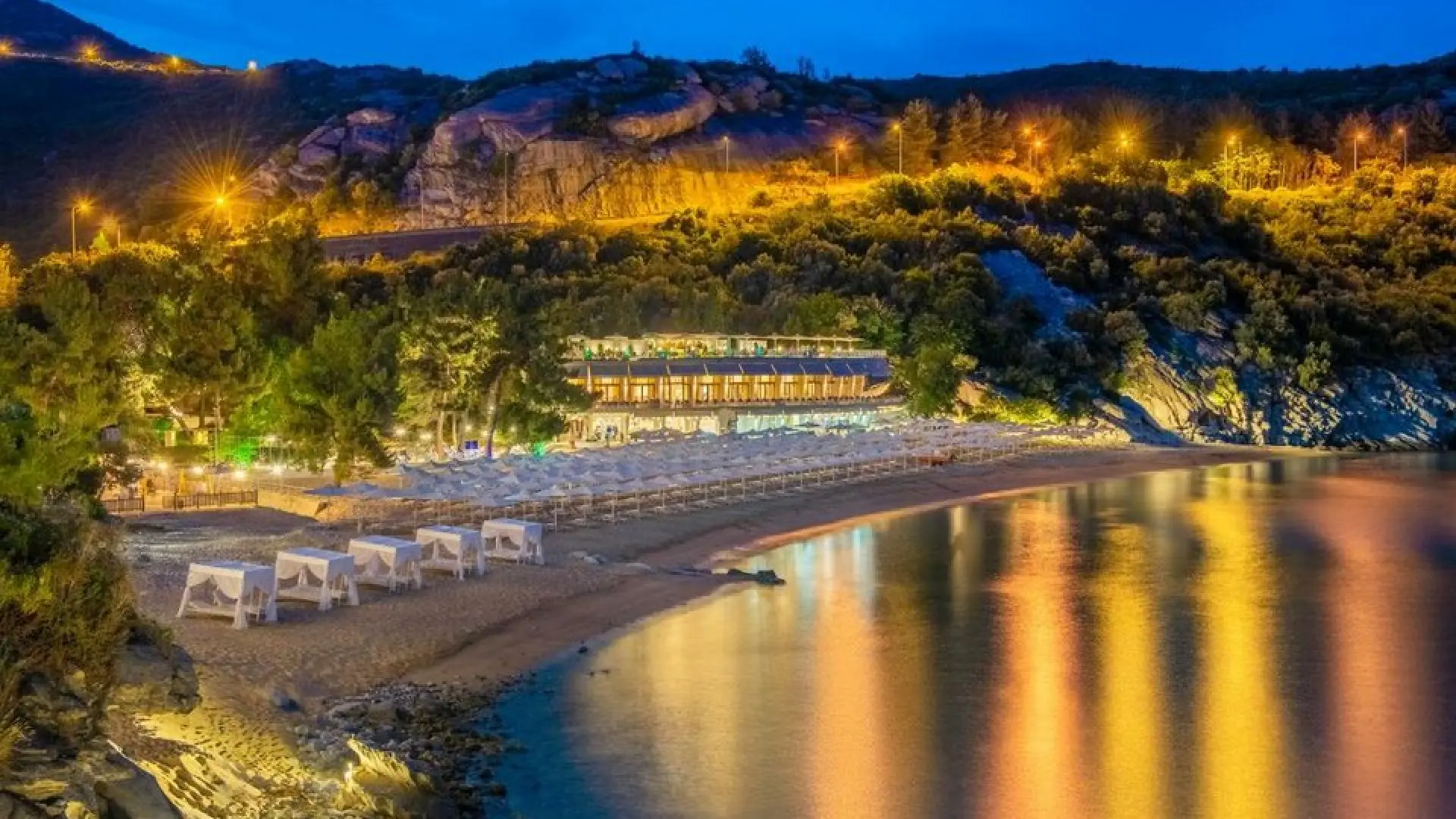 Tosca Beach