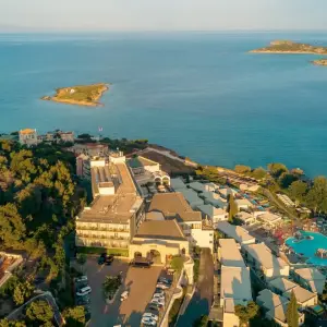 Zeus Dolce Athens