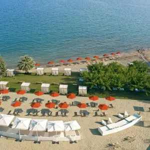 Zeus Eretria Resort