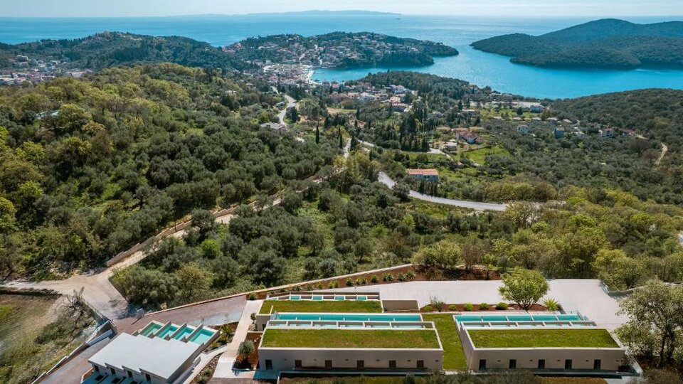 4S Sivota Sun Side Serenity