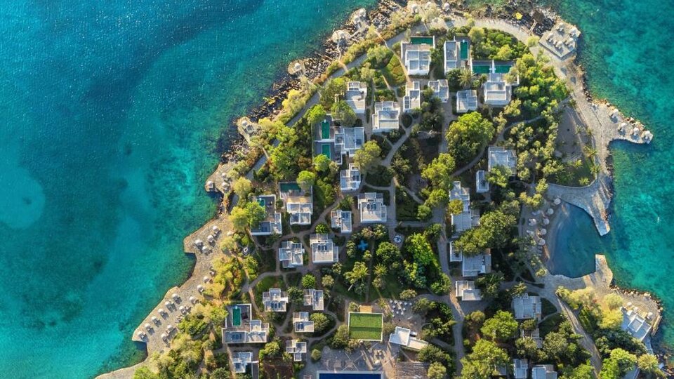 Minos Beach Art Hotel