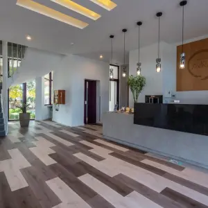 Avra