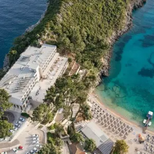 Akrotiri Beach