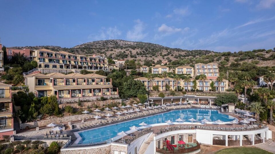 Apostolata Island Resort