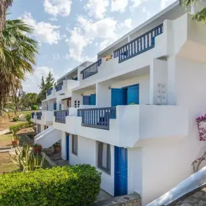 Agionissi Resort