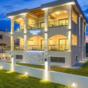 Maria Elena Suites