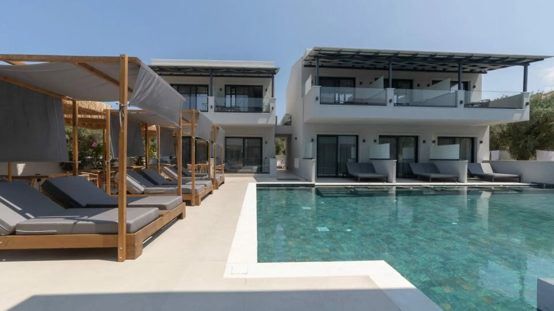 Alora Luxury Suites