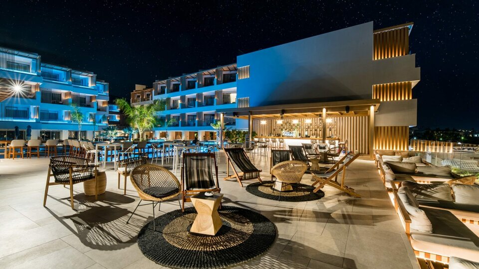 Akasha Beach Hotel & Spa