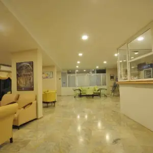 Amos Hotel
