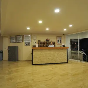 Amos Hotel