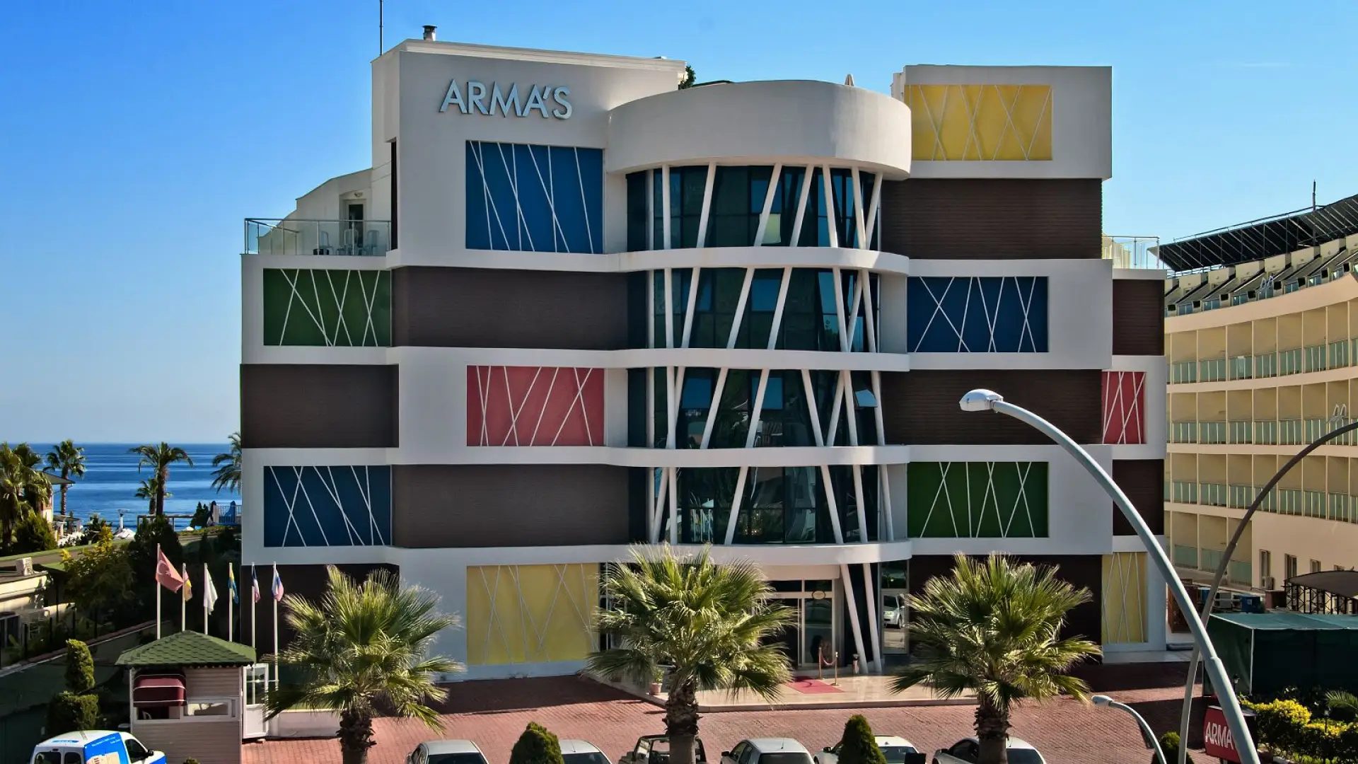 Armas Beach Hotel