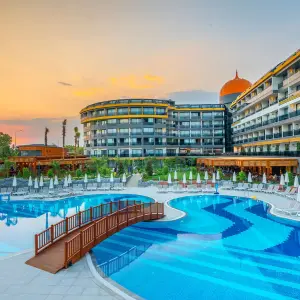 Arnor De Luxe Hotel & Spa