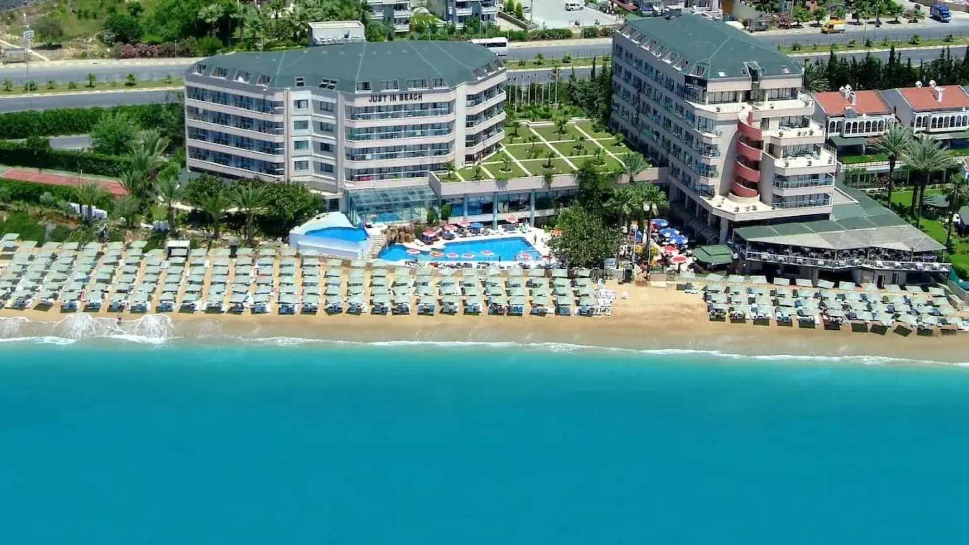 Aska Just In Beach Hotel