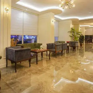 Aurasia Seaside Hotel