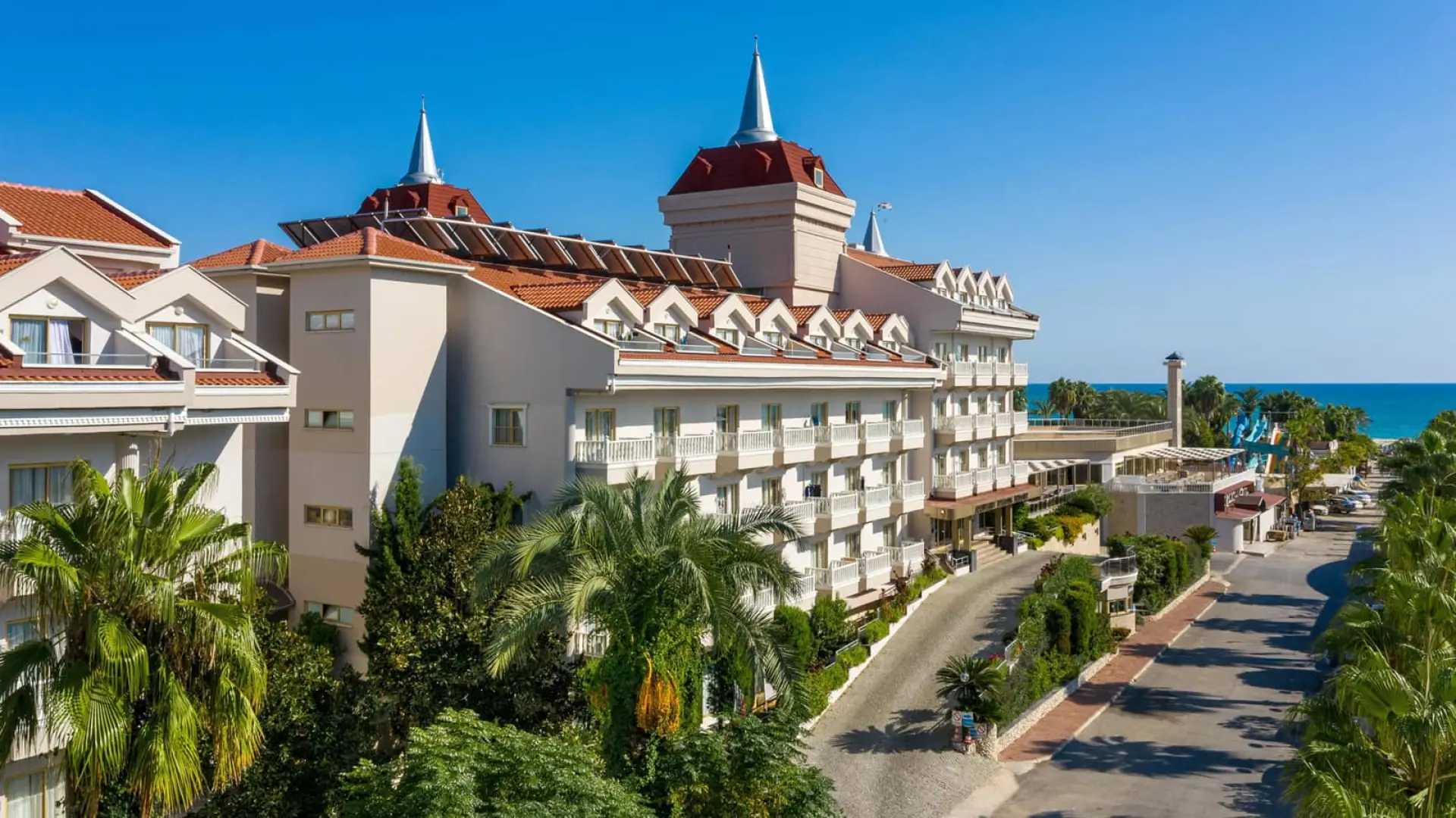 Aydinbey Famous Resort