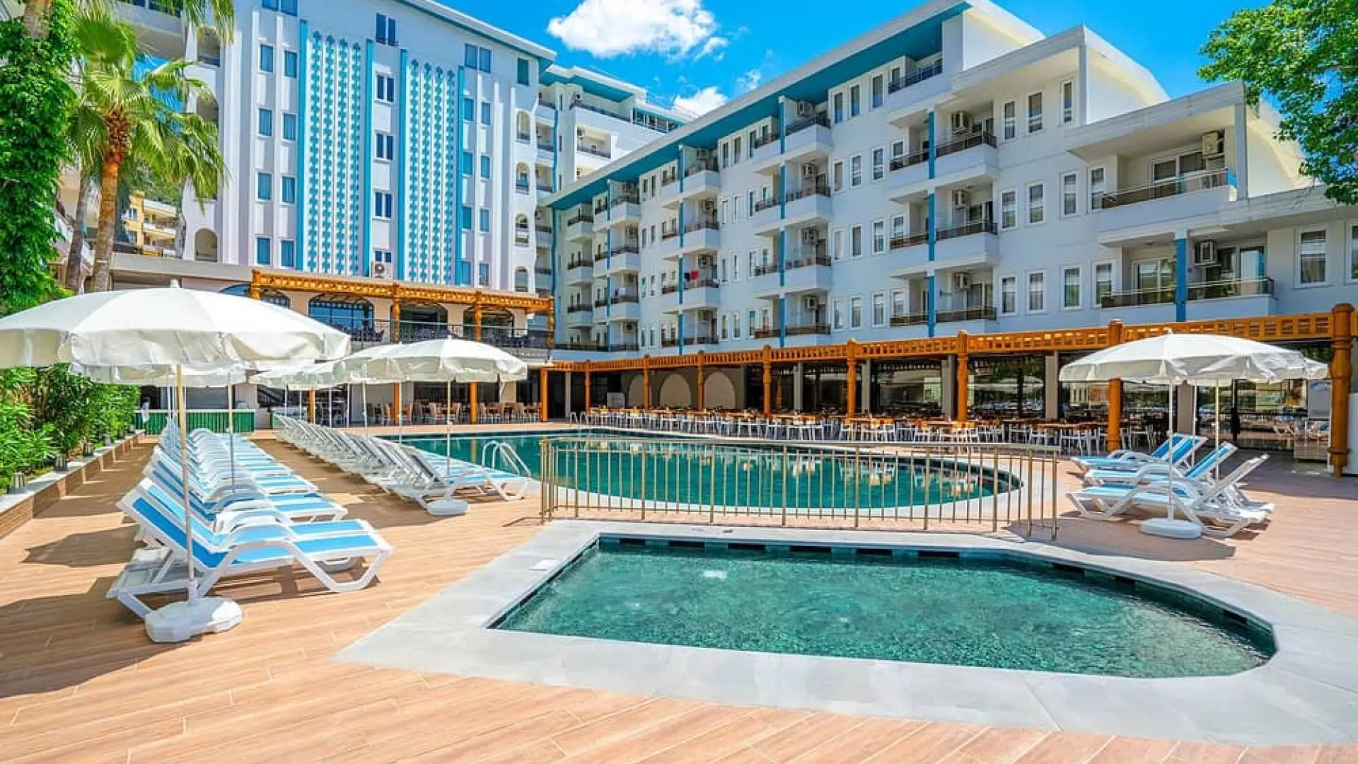 Blue Star Hotel