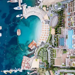Caresse Luxury Colection Resort Spa