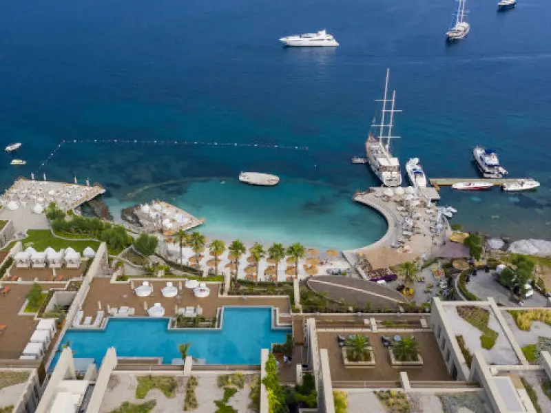 Caresse Luxury Colection Resort Spa