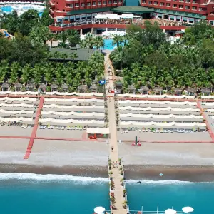 Delphin Deluxe Hotel
