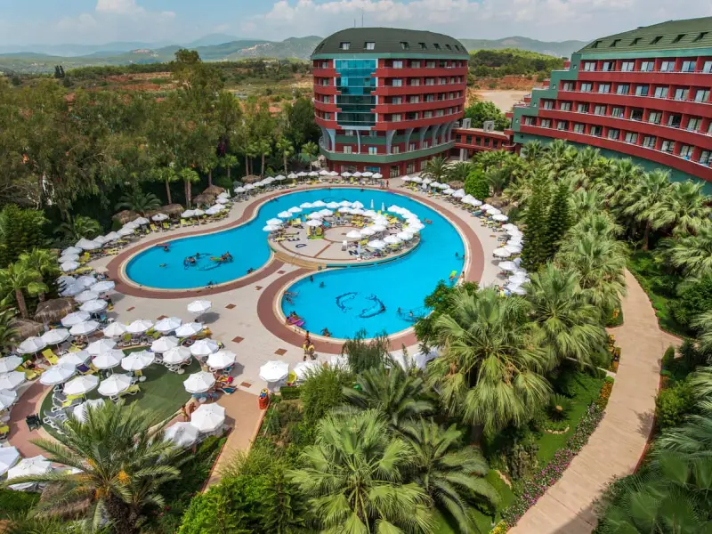 Delphin Deluxe Hotel