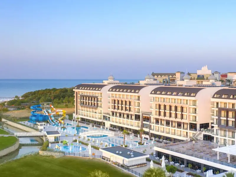 Diamond De Luxe Hotel & Spa