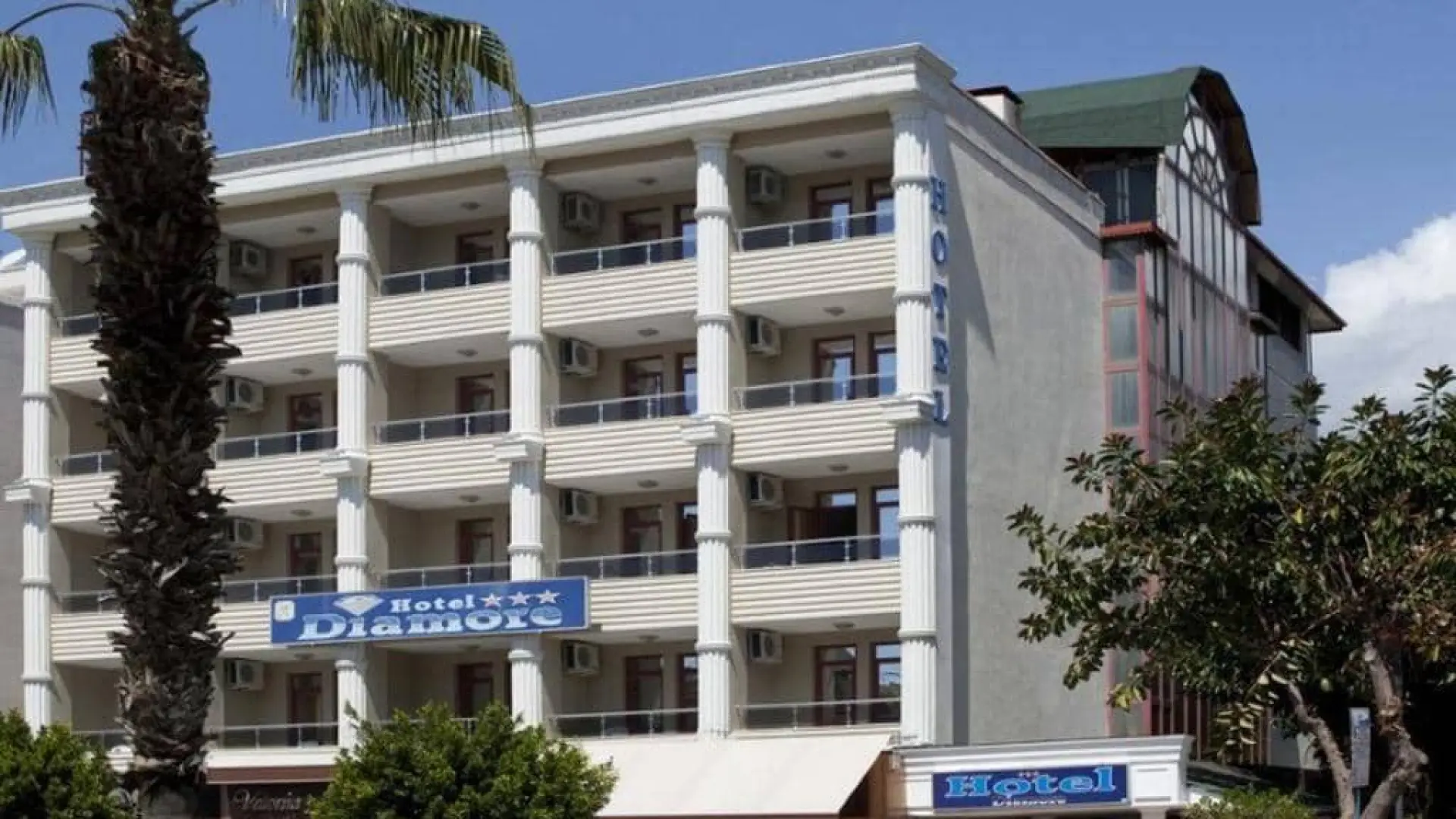 Diamore Hotel
