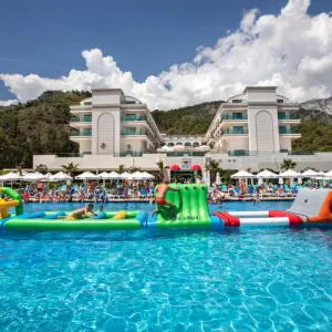 Dosinia Luxury Resort Hotel