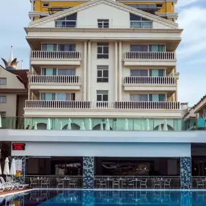 Dream World Resort & Spa