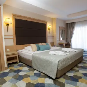 Fame Residence Lara Spa