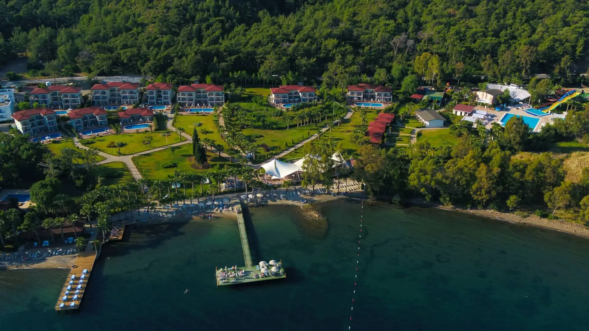 Fortezza Beach Resort Hotel
