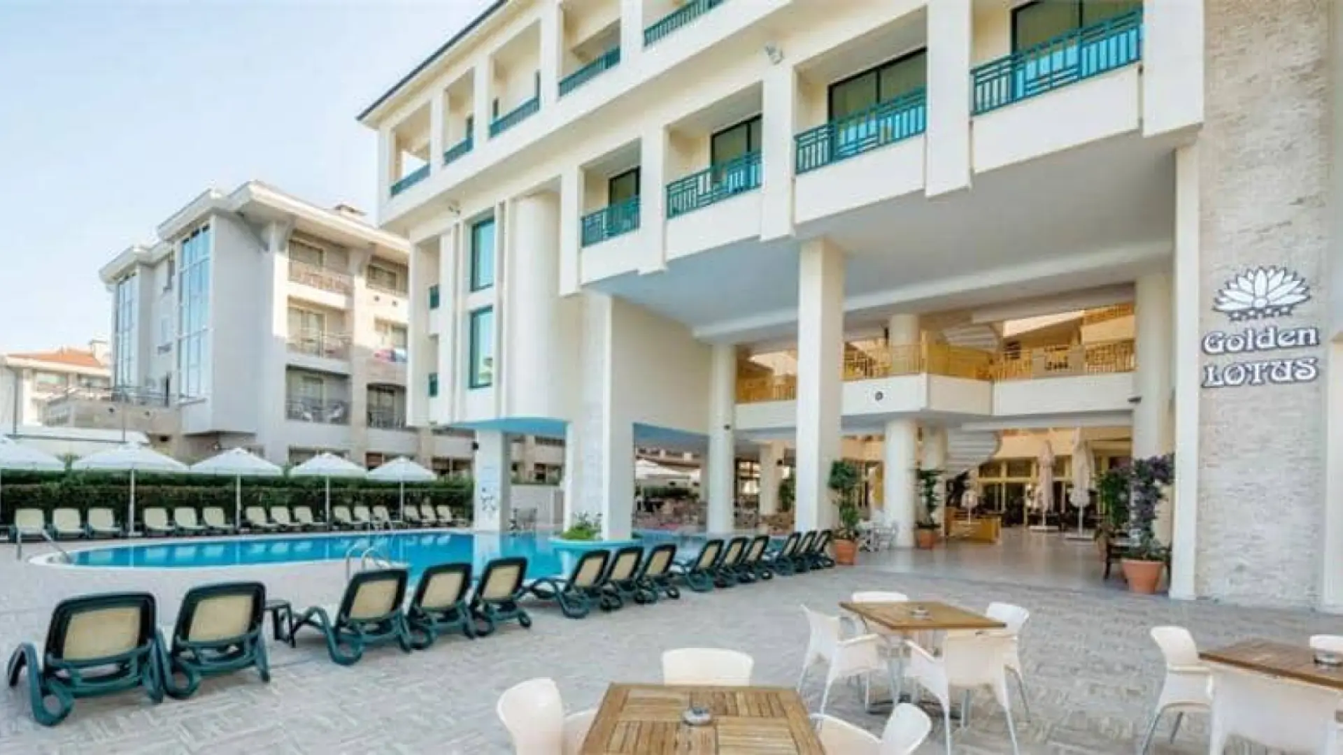Golden Lotus Hotel