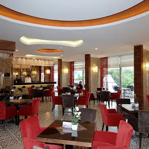 Grand Okan Hotel