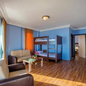 Hawaii Suit Beach Hotel