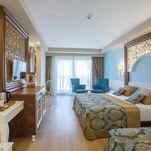 Jadore Deluxe Hotel & Spa