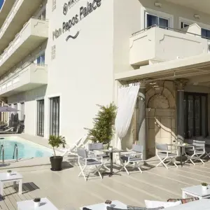 Mon Repos Palace