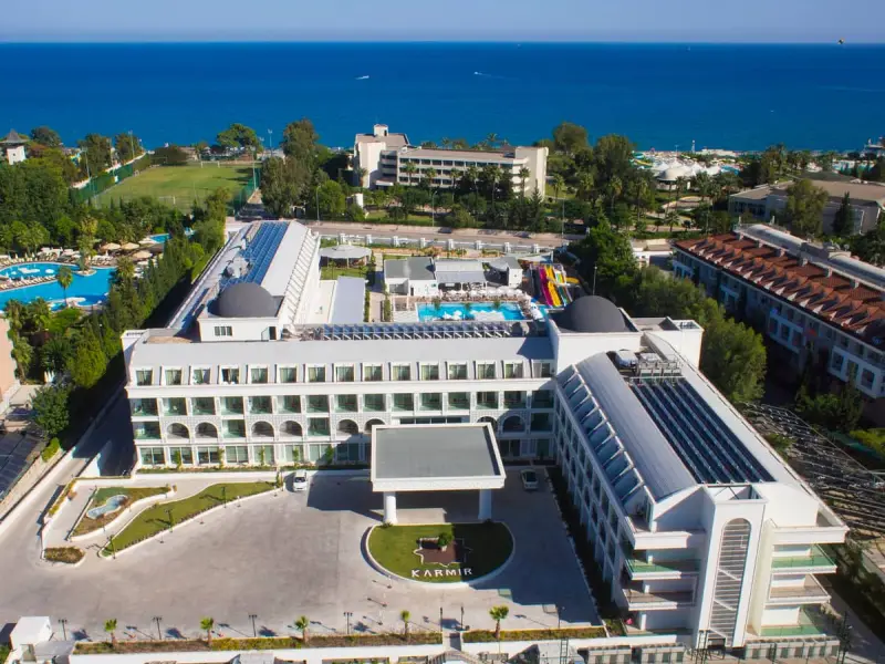 Karmir Resort