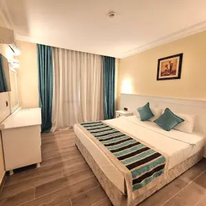 Kleopatra Royal Palm Hotel