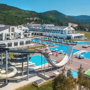 Korumar Ephesus Beach Resort Spa