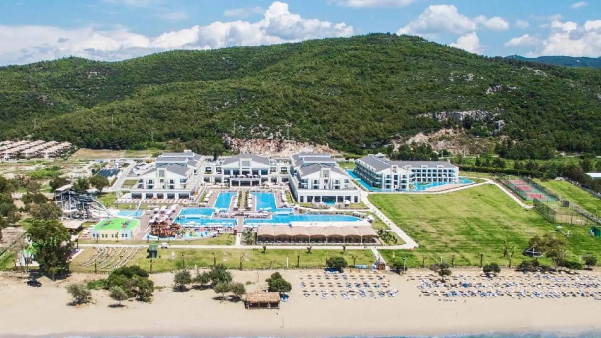 Korumar Ephesus Beach Resort Spa