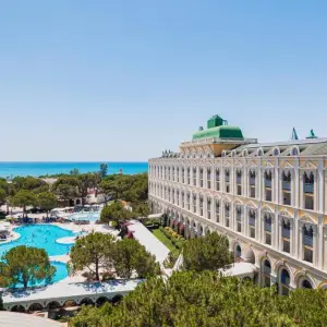 Kremlin Palace Hotel