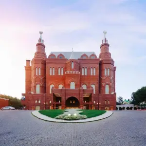 Kremlin Palace Hotel