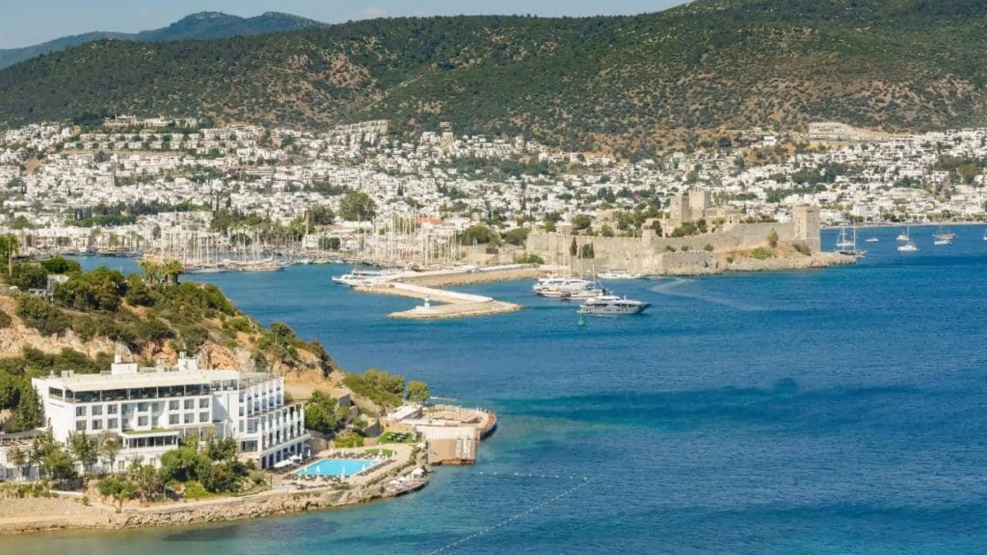 La Quinta By Wyndham Bodrum (Beach Hotel)